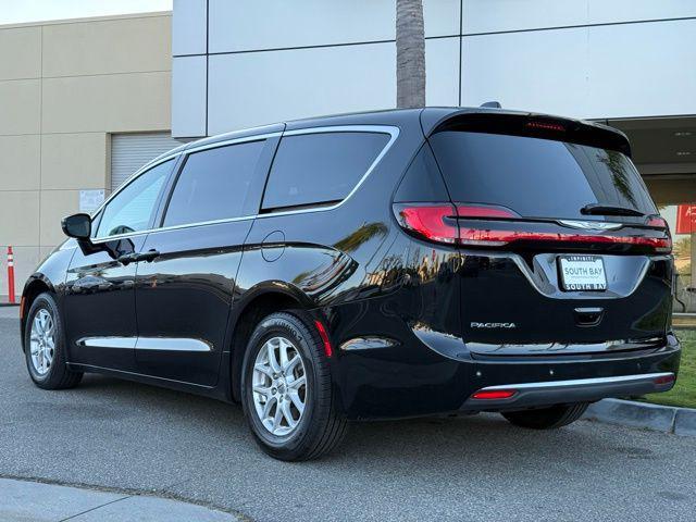 used 2025 Chrysler Pacifica car, priced at $27,220