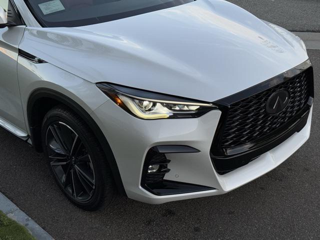 new 2025 INFINITI QX50 car, priced at $52,022