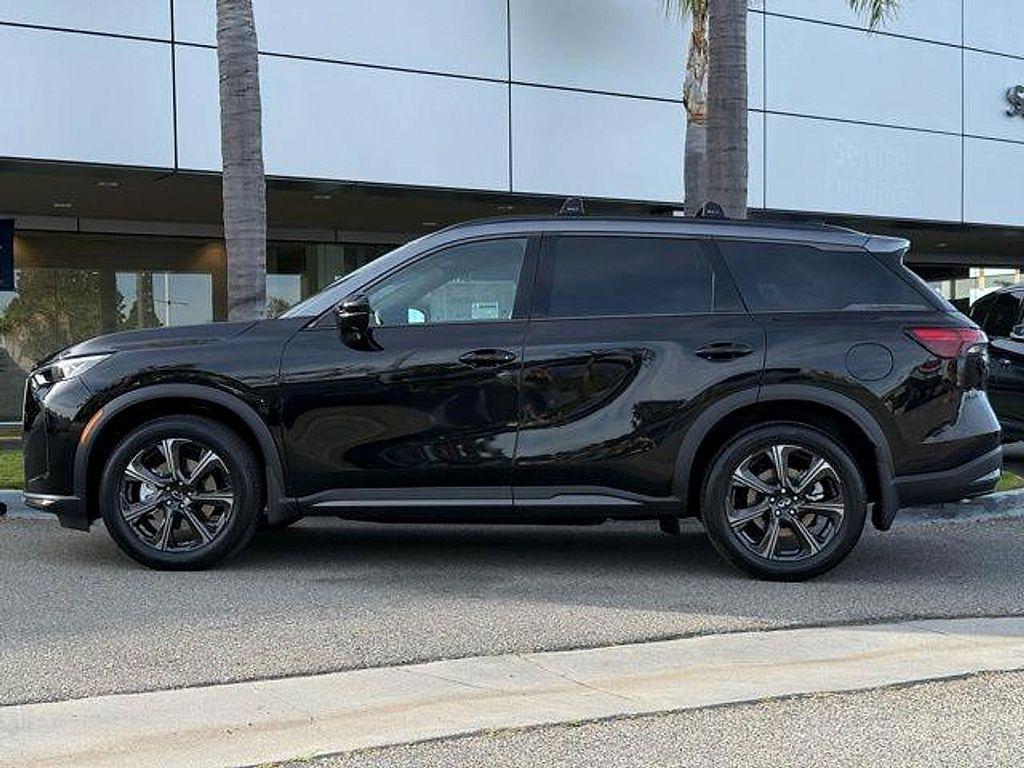 new 2026 INFINITI QX60 car, priced at $71,325