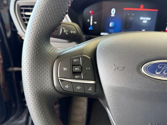 used 2025 Ford Escape car, priced at $21,700