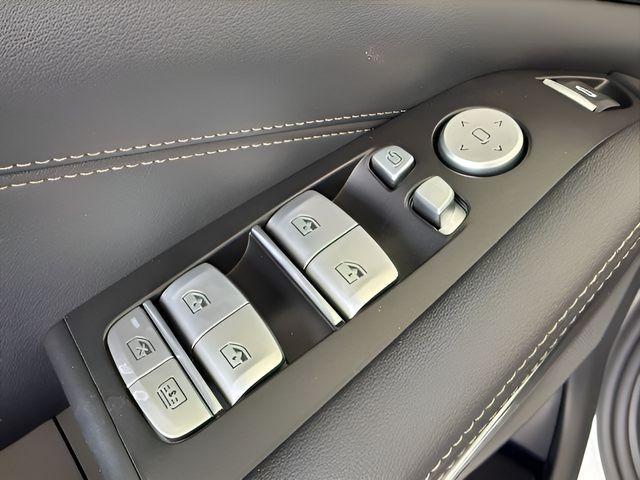 used 2026 BMW X7 car, priced at $83,218