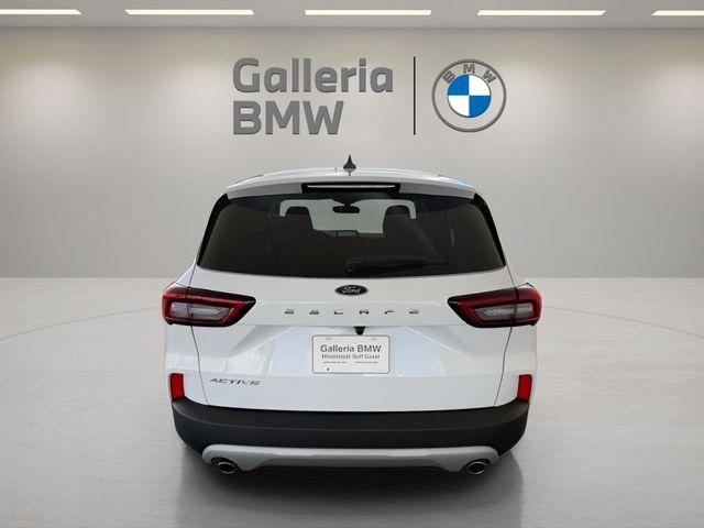 used 2025 Ford Escape car, priced at $20,600