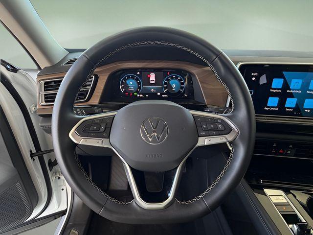 used 2025 Volkswagen Atlas car, priced at $33,700