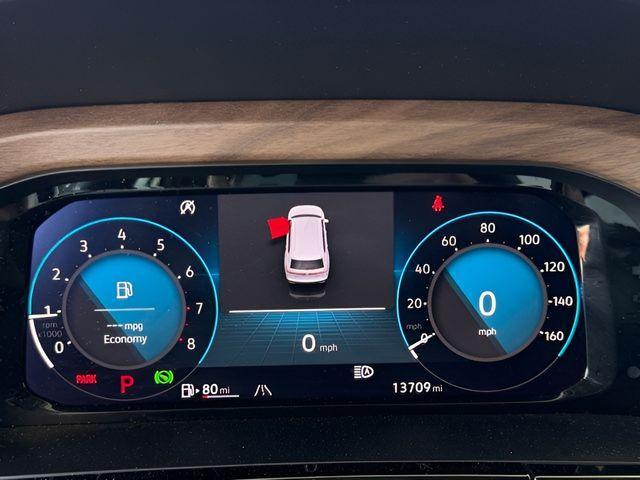 used 2025 Volkswagen Atlas car, priced at $33,700