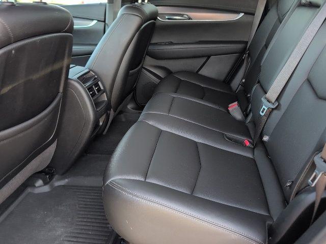 used 2021 Cadillac XT5 car, priced at $23,297