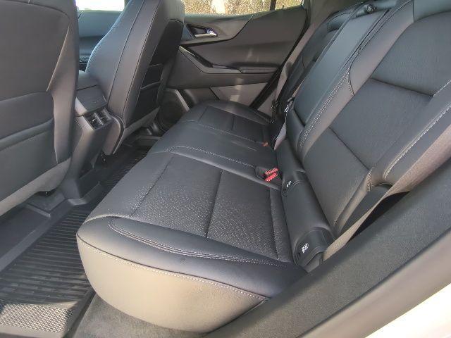 new 2026 Chevrolet Equinox car, priced at $31,465