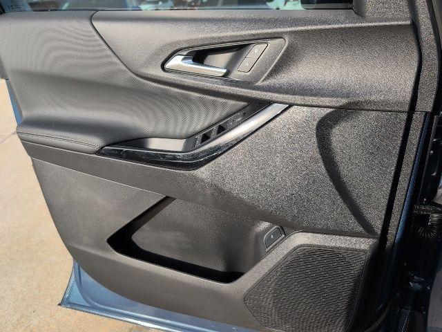 new 2026 Chevrolet Equinox car, priced at $32,190