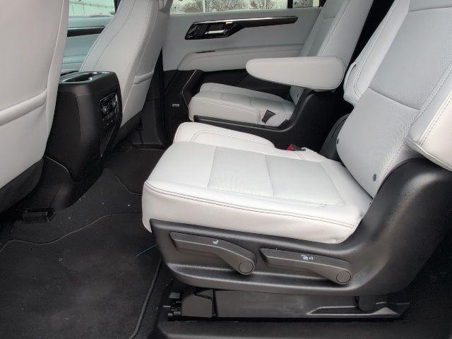 new 2025 Chevrolet Suburban car, priced at $84,400