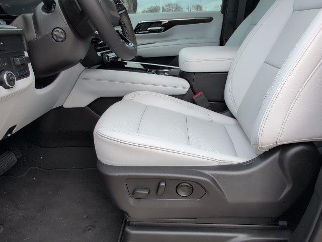 new 2025 Chevrolet Suburban car, priced at $84,400