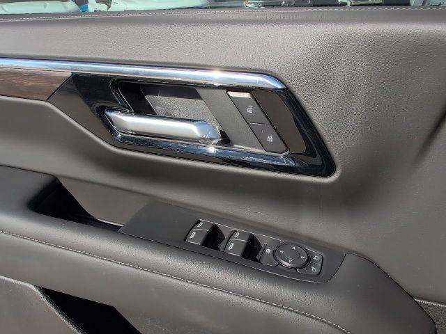 new 2026 Chevrolet Suburban car, priced at $64,350