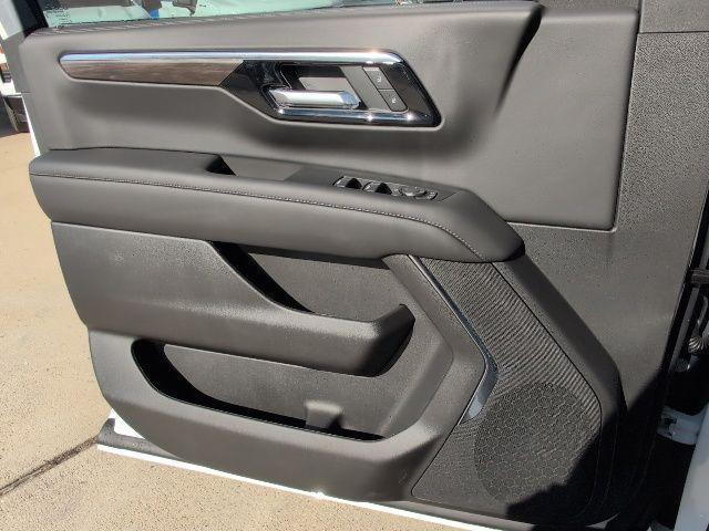 new 2026 Chevrolet Suburban car, priced at $64,350