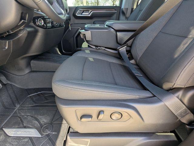 new 2026 Chevrolet Silverado 1500 car, priced at $47,325