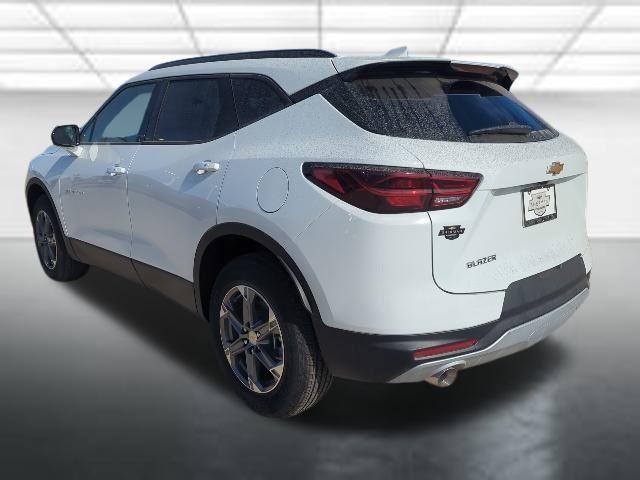 new 2025 Chevrolet Blazer car, priced at $32,877
