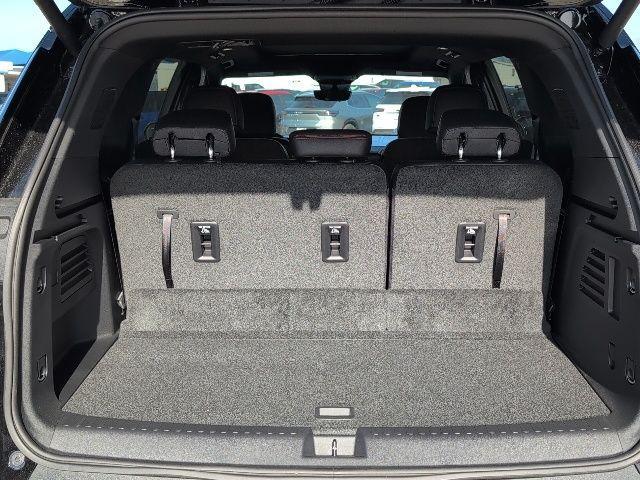 new 2026 Chevrolet Traverse car, priced at $63,713