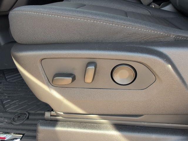 new 2026 Chevrolet Silverado 1500 car, priced at $46,660