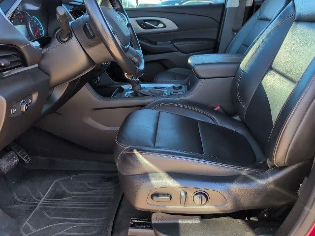 used 2021 Chevrolet Traverse car, priced at $18,034