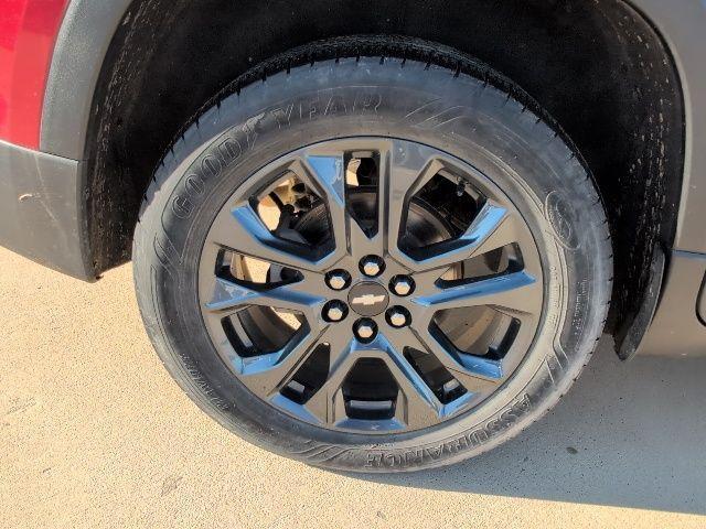 used 2021 Chevrolet Traverse car, priced at $18,034