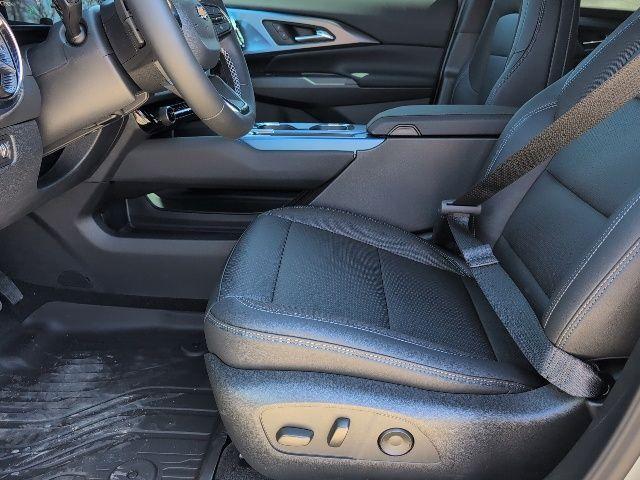 new 2026 Chevrolet Equinox EV car, priced at $33,089