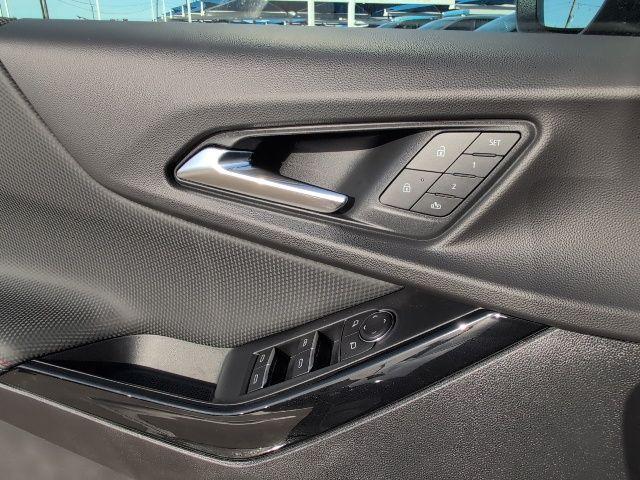 new 2026 Chevrolet Equinox car, priced at $35,465