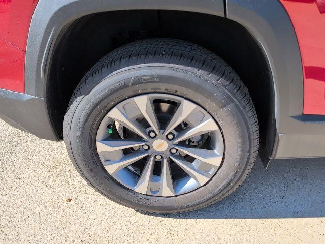 new 2026 Chevrolet Equinox car, priced at $28,760