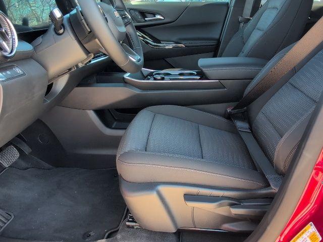 new 2026 Chevrolet Equinox car, priced at $28,760