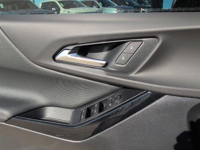 new 2026 Chevrolet Equinox car, priced at $28,760