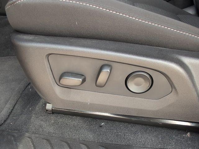 new 2025 Chevrolet Colorado car, priced at $37,035