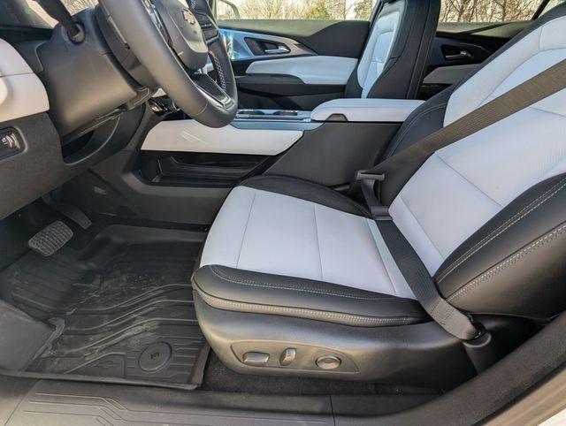 new 2026 Chevrolet Equinox EV car, priced at $36,089