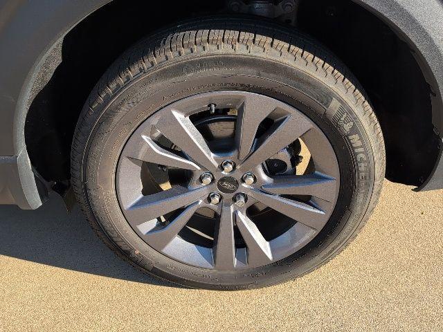 used 2024 Ford Explorer car, priced at $35,497