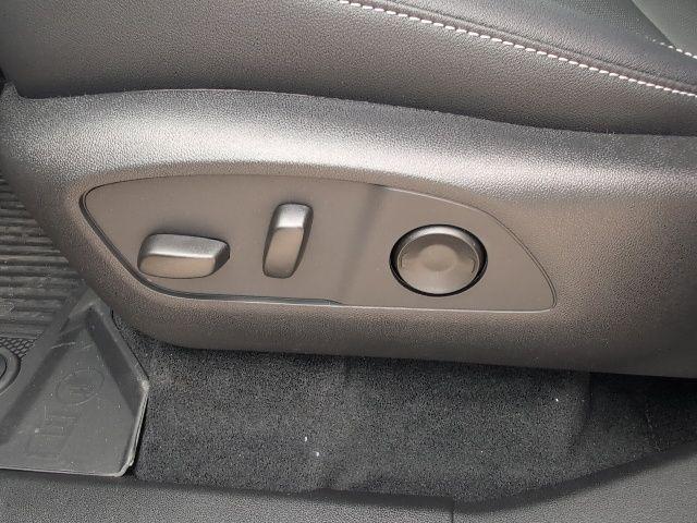 new 2026 Chevrolet Traverse car, priced at $54,200