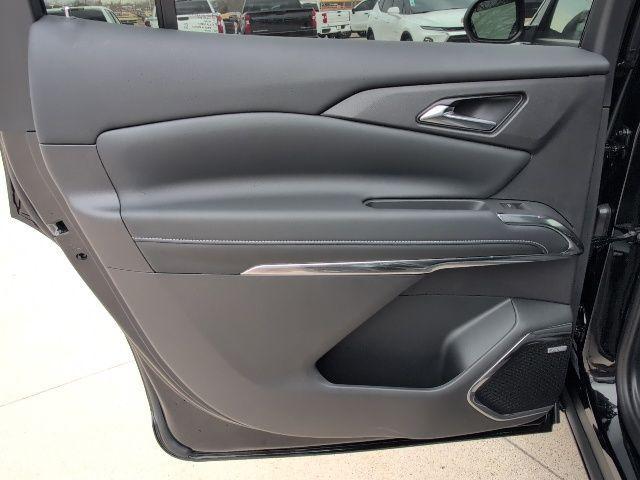 new 2026 Chevrolet Traverse car, priced at $54,200