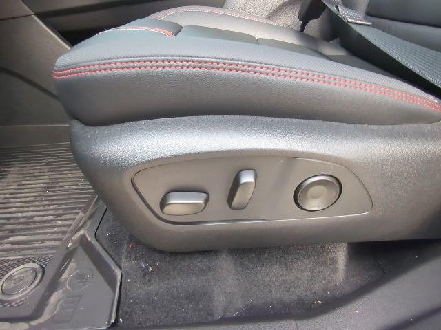 new 2026 Chevrolet Traverse car, priced at $59,310