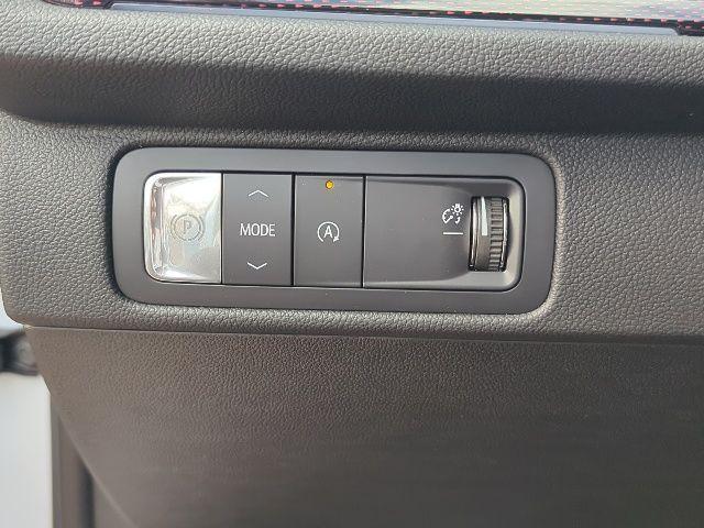 new 2026 Chevrolet Traverse car, priced at $59,310