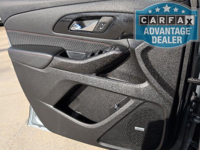 used 2023 Chevrolet Traverse car, priced at $36,396