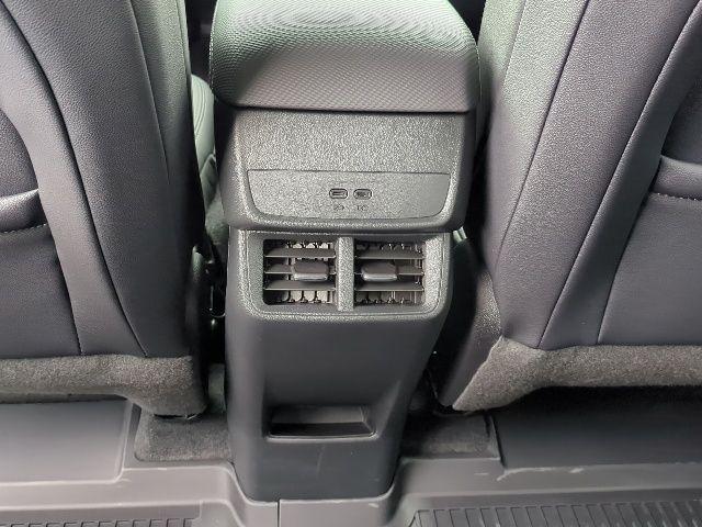 new 2026 Chevrolet Equinox car, priced at $32,410