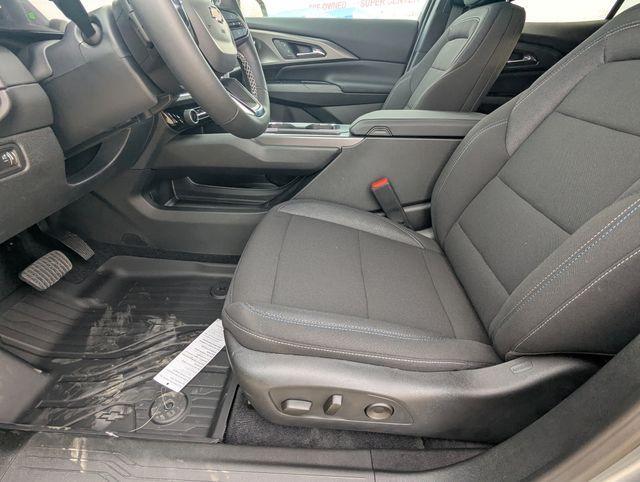 new 2026 Chevrolet Equinox EV car, priced at $35,684