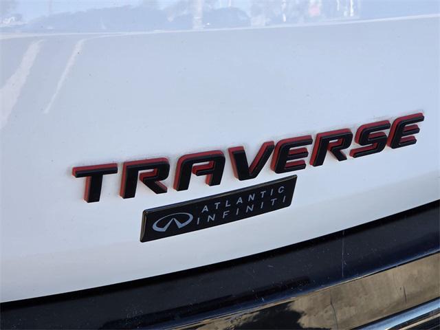 used 2021 Chevrolet Traverse car, priced at $24,798