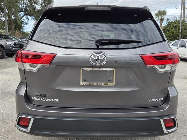 used 2019 Toyota Highlander car, priced at $24,491