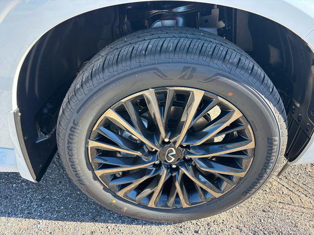 new 2026 INFINITI QX80 car, priced at $102,220