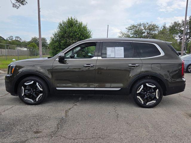 used 2025 Kia Telluride car, priced at $31,500