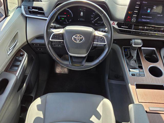 used 2023 Toyota Sienna car, priced at $40,495
