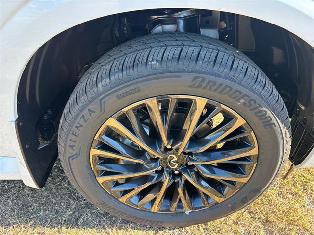 new 2026 INFINITI QX80 car, priced at $109,860