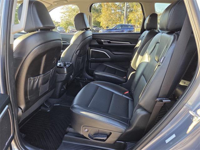 used 2025 Kia Telluride car, priced at $34,220