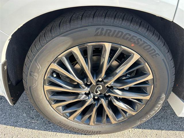 new 2026 INFINITI QX80 car, priced at $108,860