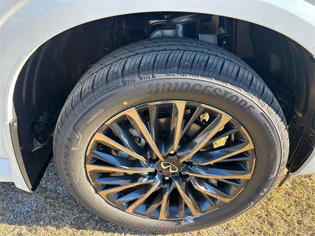 new 2026 INFINITI QX80 car, priced at $110,920