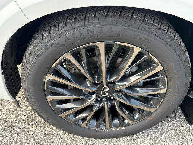 new 2026 INFINITI QX80 car, priced at $101,260