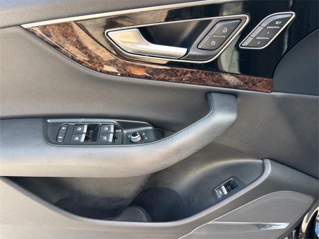used 2018 Audi Q7 car, priced at $10,447