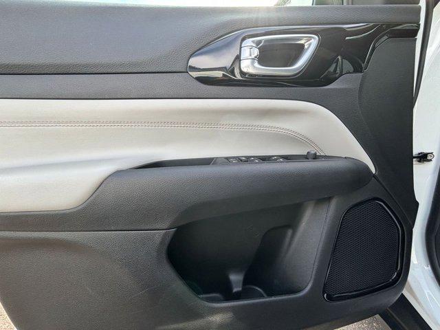 used 2025 Jeep Compass car, priced at $21,134