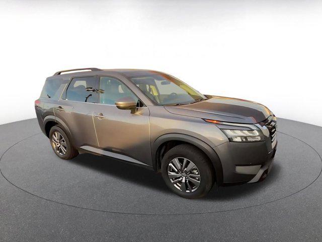 used 2025 Nissan Pathfinder car, priced at $28,495