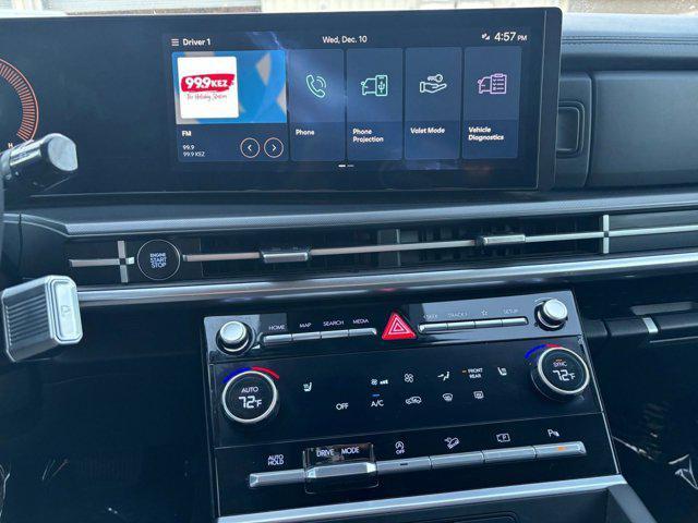 used 2025 Hyundai Santa Fe car, priced at $29,839